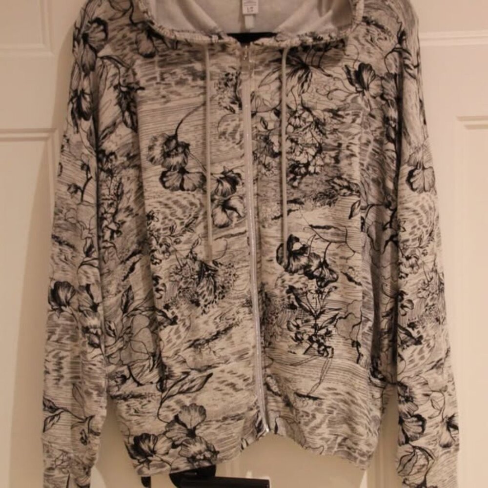 Athleta Balance Hoodie Sweatshirt  Color: Eden Floral Grey  Bamboo Jersey Size L